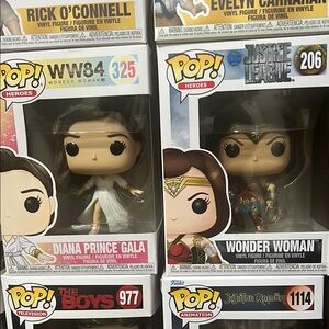 Funko Pop Heroes Wonder Woman Set - White and Gold
